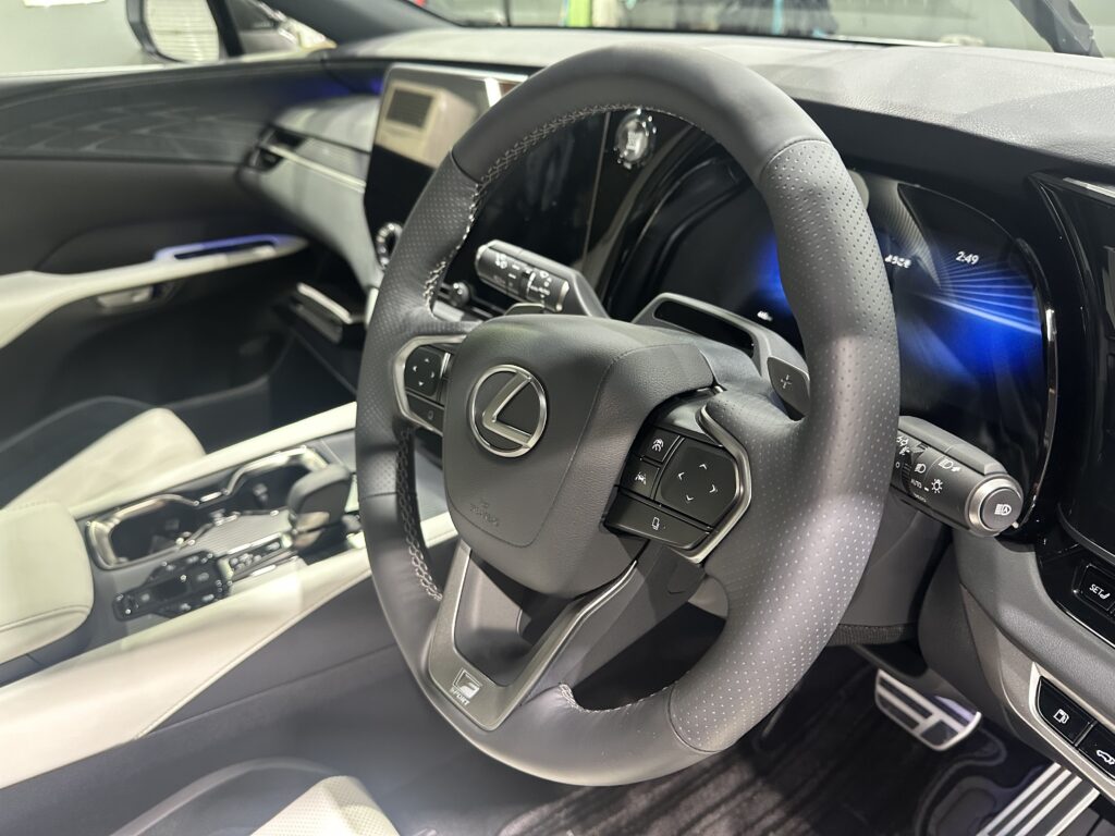 レクサスRX350・鏡面磨き作業+セラミックコーティング施工事例