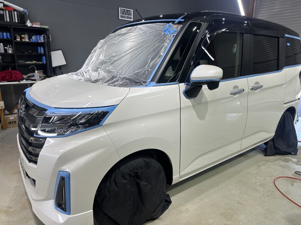 トヨタルーミーカスタム・鏡面磨き作業+セラミックコーティング+遮熱カーフィルム施工事例　富山市Ａ様