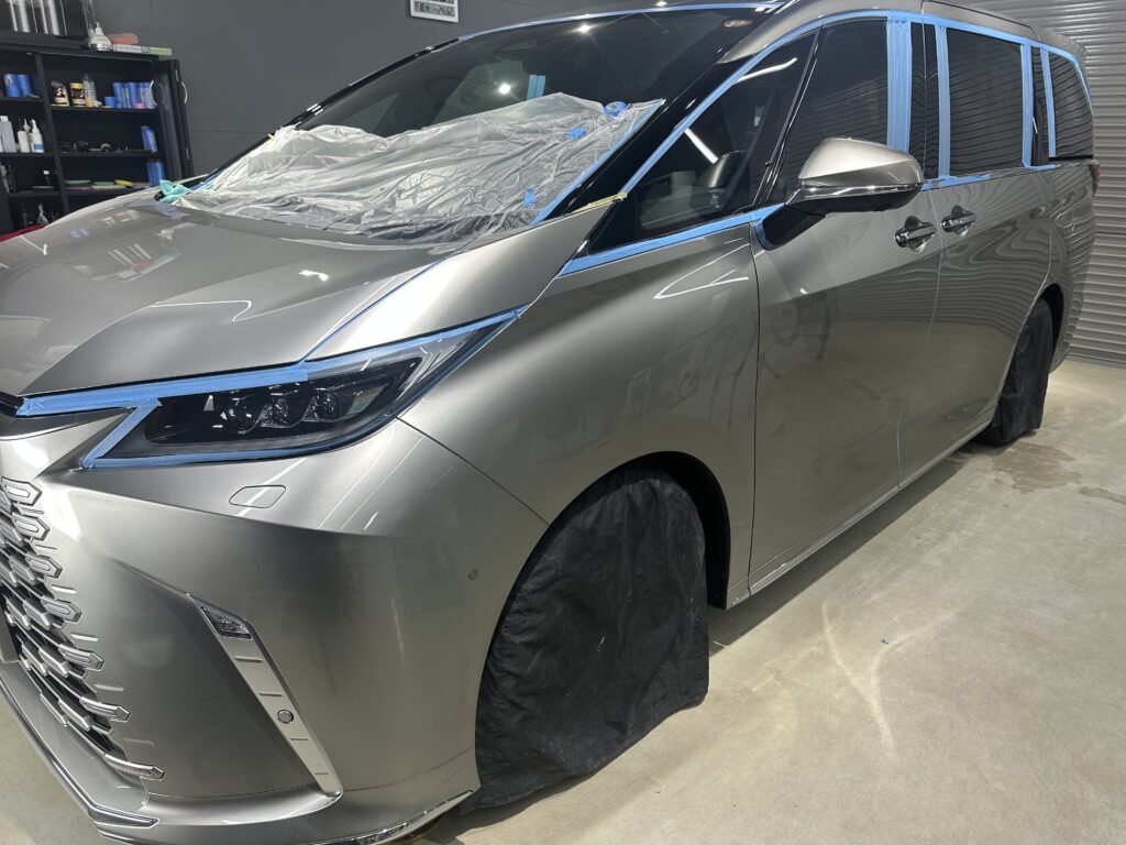 レクサス・ LM500h・鏡面磨き作業+セラミックコーティング+内装コーティング施工事例 富山市K様