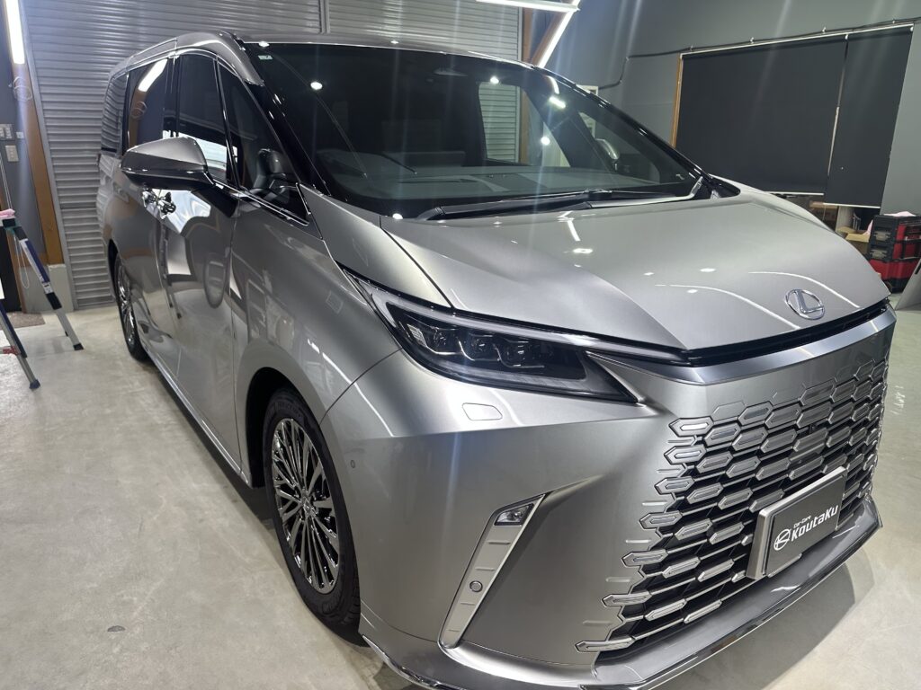 レクサス・ LM500h・鏡面磨き作業+セラミックコーティング+内装コーティング施工事例 富山市K様