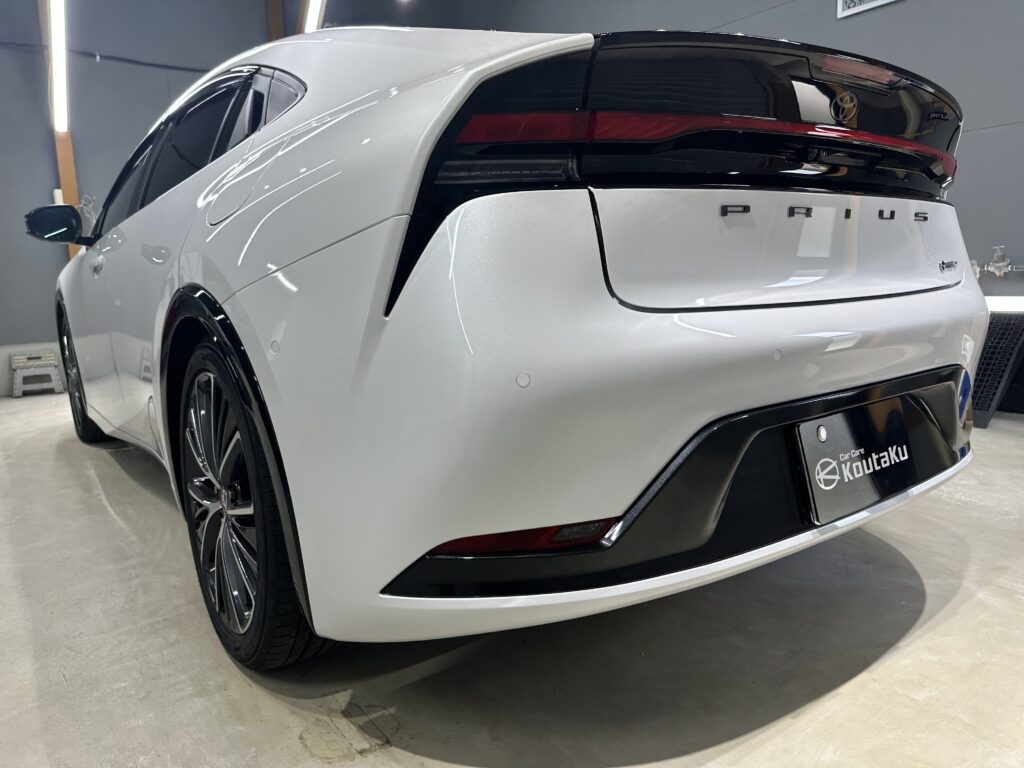 トヨタ・プリウス・鏡面磨き+セラミックコーティング施工事例 富山市H様