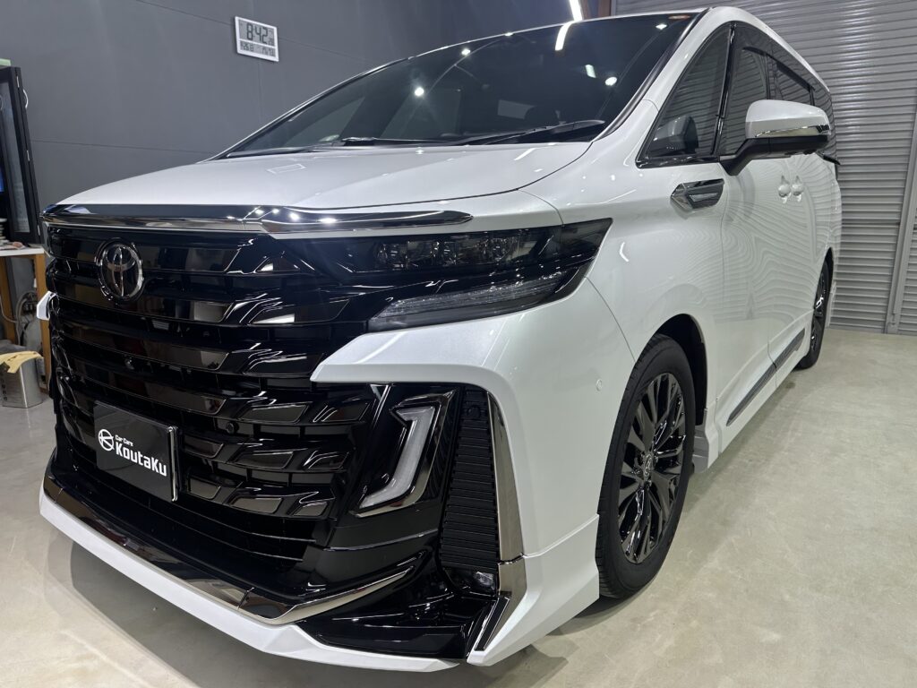 トヨタヴェルファイア・鏡面磨き作業+セラミックコーティング施工事例 富山市E様