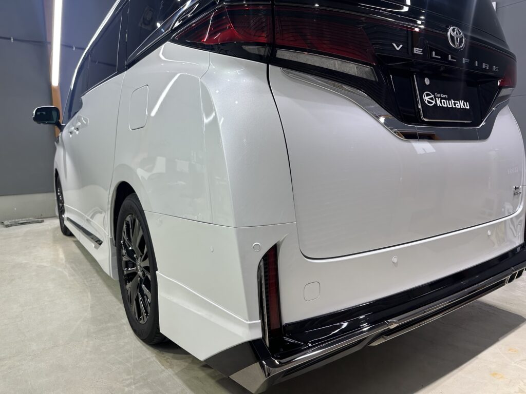 トヨタヴェルファイア・鏡面磨き作業+セラミックコーティング施工事例 富山市E様
