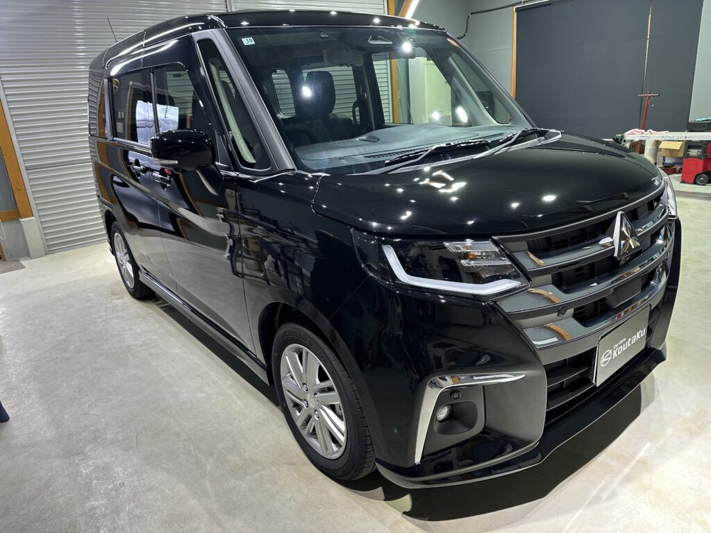 三菱・デリカD２・鏡面磨き作業+セラミックコーティング施工　富山市Ｋ様