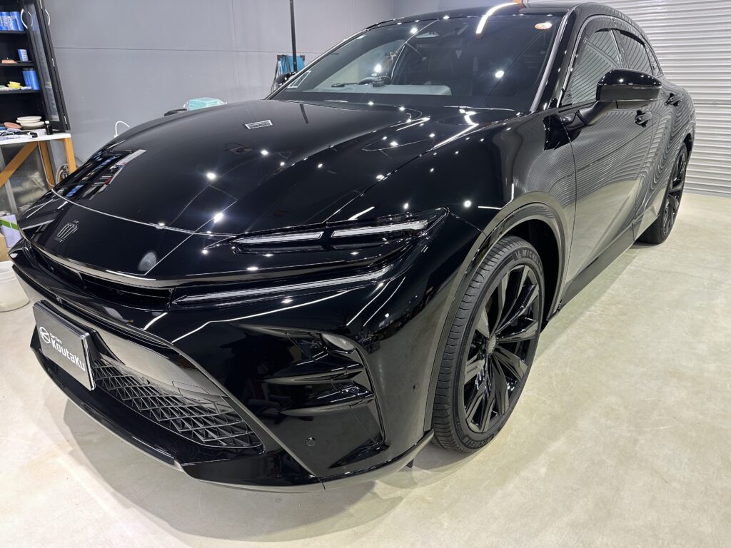 トヨタ・クラウンスポーツ・鏡面磨き作業+セラミックコーティング施工事例