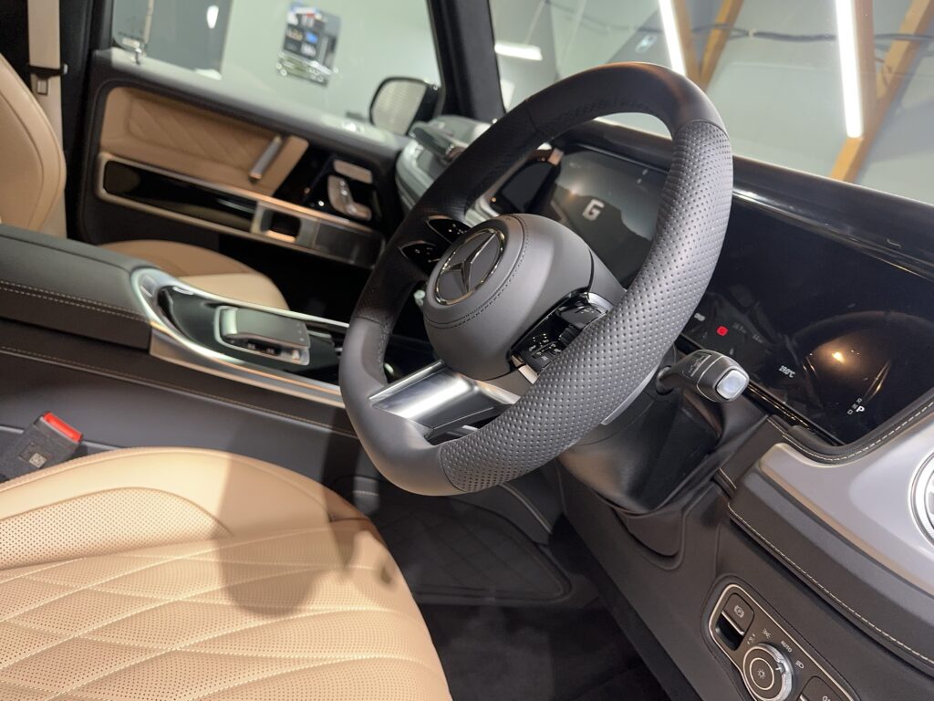 メルセデスベンツ・Ｇ４５０・インテリアコーティング+鏡面磨き作業+セラミックコーティング施工事例　富山市Ｔ様