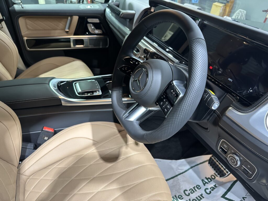 メルセデスベンツ・Ｇ４５０・インテリアコーティング+鏡面磨き作業+セラミックコーティング施工事例　富山市Ｔ様