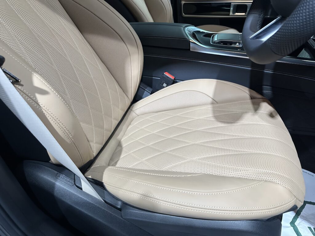 メルセデスベンツ・Ｇ４５０・インテリアコーティング+鏡面磨き作業+セラミックコーティング施工事例　富山市Ｔ様