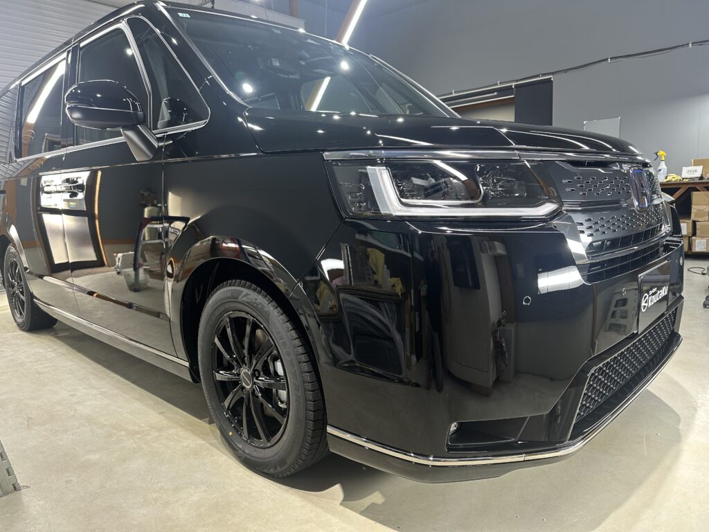 ホンダ・ステップワゴン・鏡面磨き作業+セラミックコーティング施工事例　富山市Ｓ様