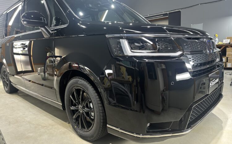 ホンダ・ステップワゴン・鏡面磨き作業+セラミックコーティング施工事例　富山市Ｓ様