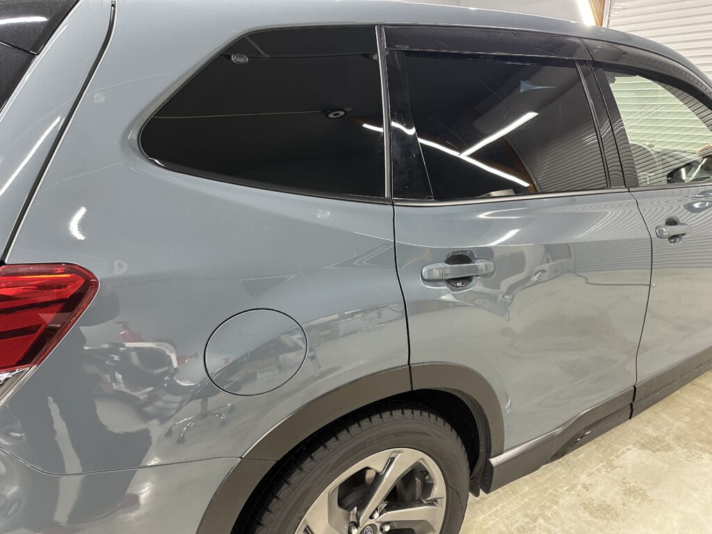 スバル・フォレスター・高機能遮熱カーフィルム施工事例