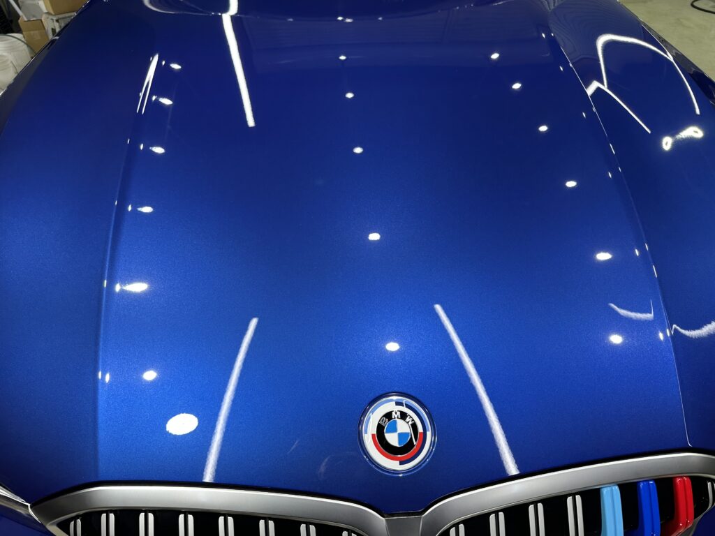 BMW・３１８i Ｍスポーツ・鏡面磨き作業+セラミックコーティング施工事例