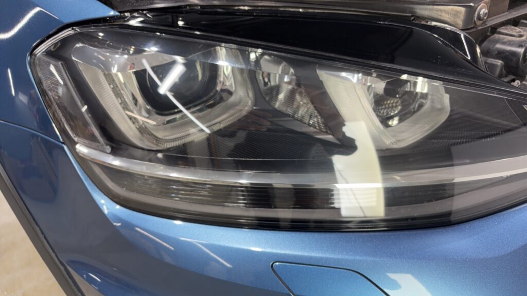 フォルクスワーゲン・ゴルフ７ヘッドライトリペア石川県小松市Ｎ様