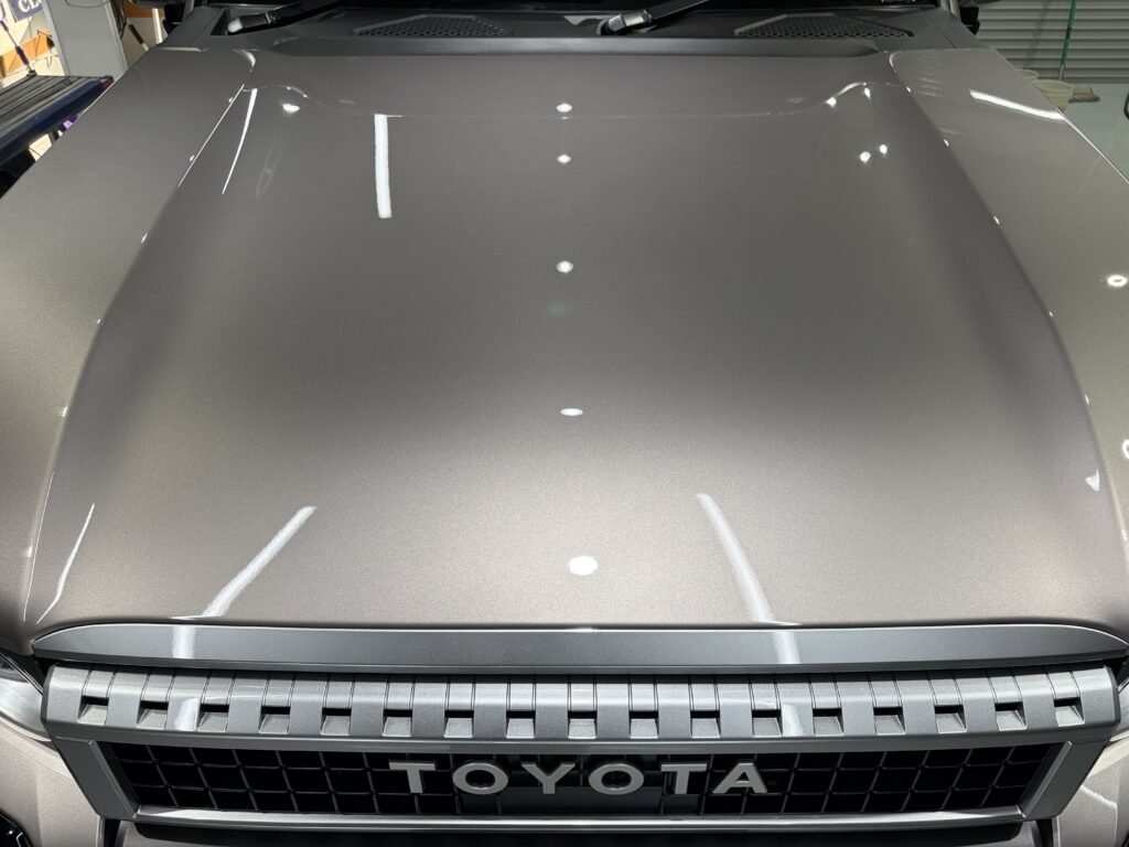 ランドクルーザー２５０・鏡面磨き作業+新開発のセラミックコーティング施工事例　黒部市Ｋ様