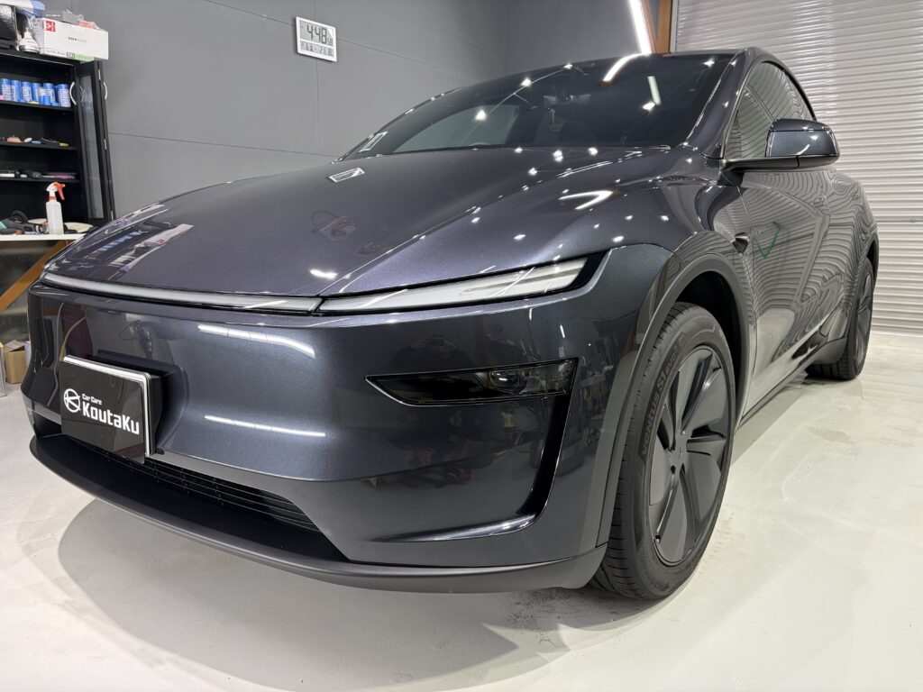 テスラモデルＹ・鏡面磨き作業+セラミックコーティング施工事例　砺波市Ｈ様
