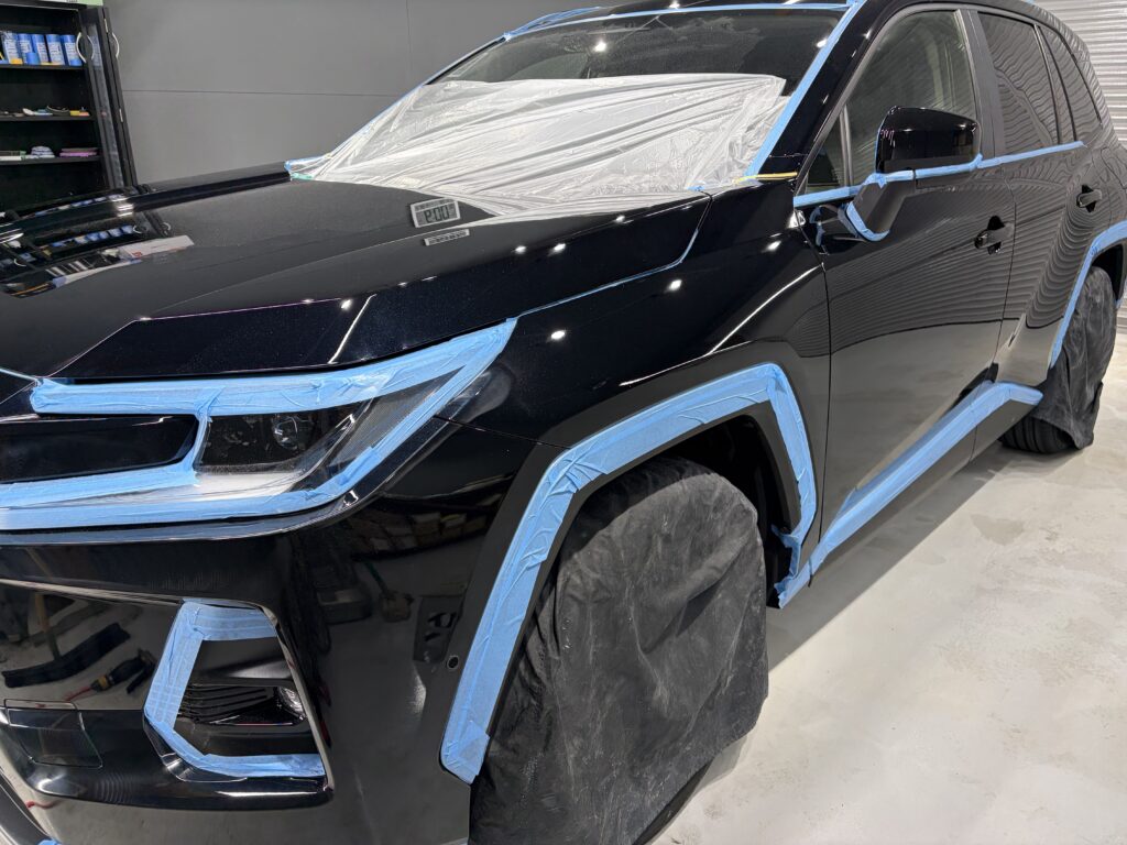 新型RAV4・遮熱断熱カーフィルム・鏡面磨き作業+セラミックコーティング施工事例 富山市J様