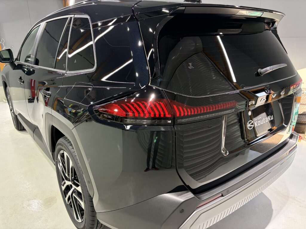 新型RAV4・遮熱断熱カーフィルム・鏡面磨き作業+セラミックコーティング施工事例 富山市J様