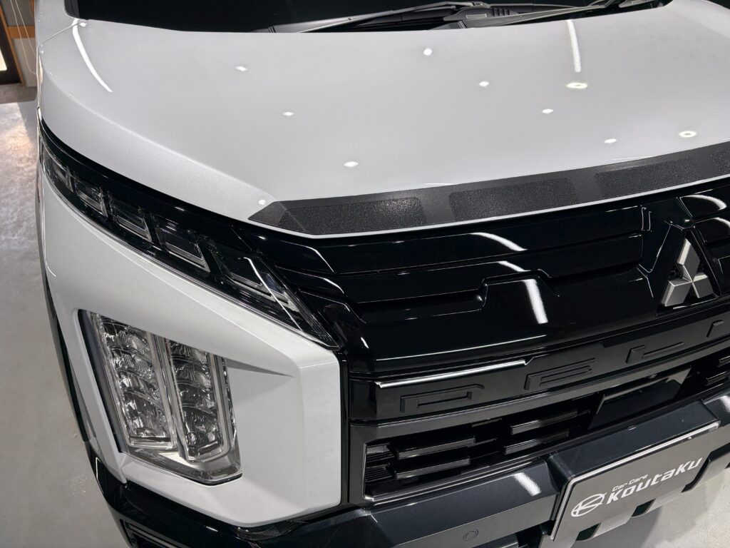 三菱デリカD5・鏡面磨き作業+新開発セラミックコーティング施工事例 富山市U様