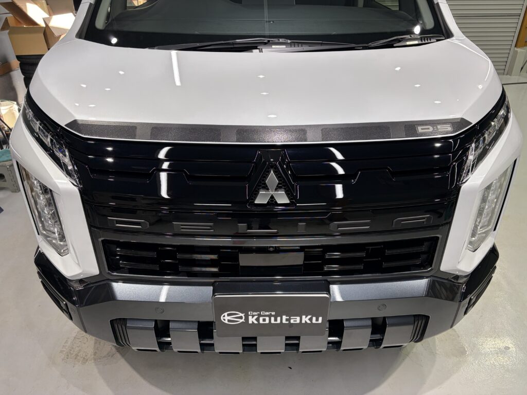 三菱デリカD5・鏡面磨き作業+新開発セラミックコーティング施工事例 富山市U様