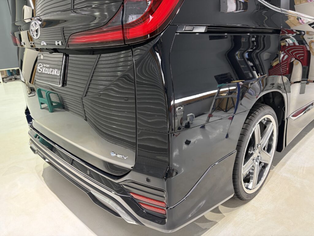 トヨタノア・遮熱断熱カーフィルム・鏡面磨き作業+セラミックコーティング施工事例 富山市K様