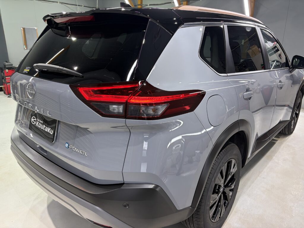 日産・エクストレイル・鏡面磨き作業+セラミックコーティング施工事例 富山市M様