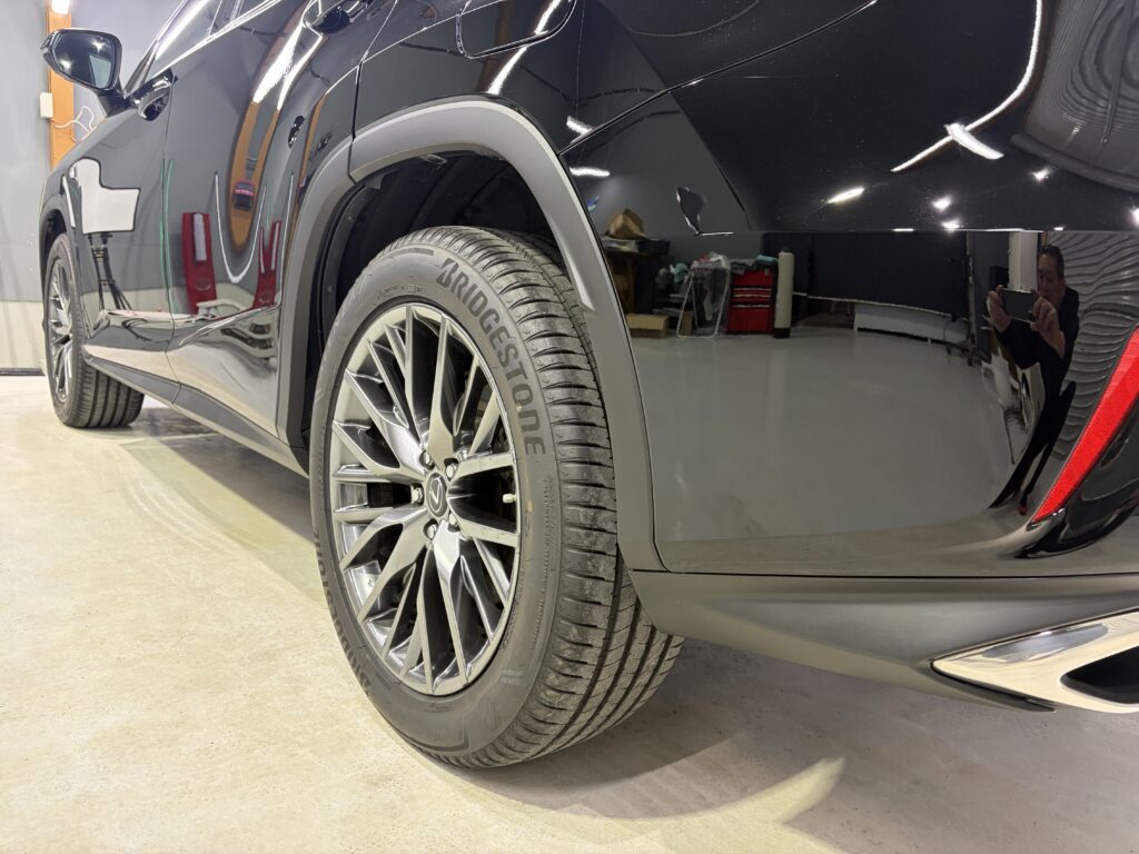 レクサスＲＸ・鏡面磨き作業+新開発セラミックコーティング施工事例　南砺市Ｙ様