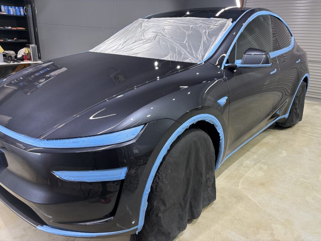テスラモデルＹ・鏡面磨き作業+新開発セラミックコーティング施工事例　富山県富山市Ｎ様