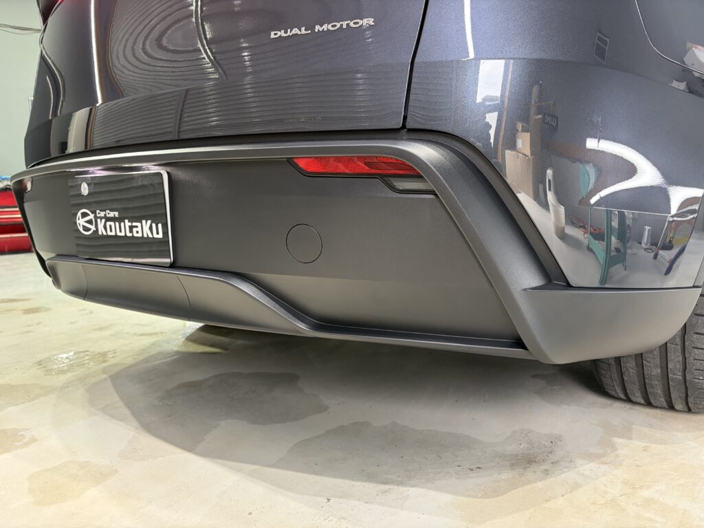 テスラモデルＹ・鏡面磨き作業+新開発セラミックコーティング施工事例　富山県富山市Ｎ様