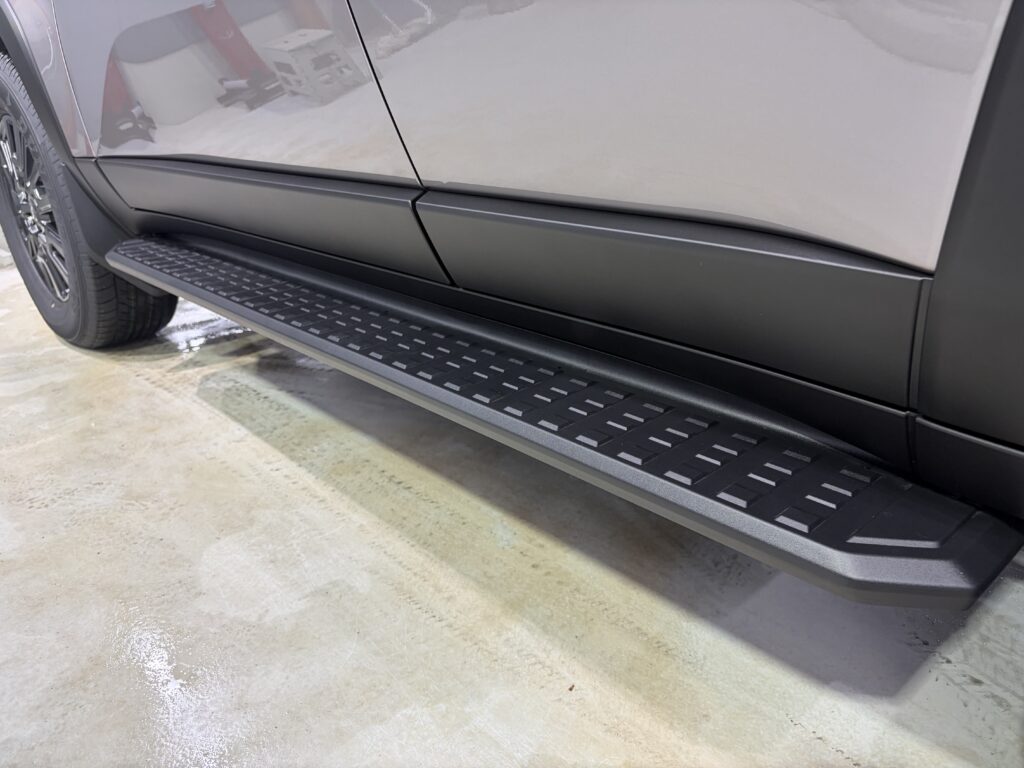 ランドクルーザー２５０・鏡面磨き作業+新開発セラミックコーティング施工事例　小矢部市Ｔ様
