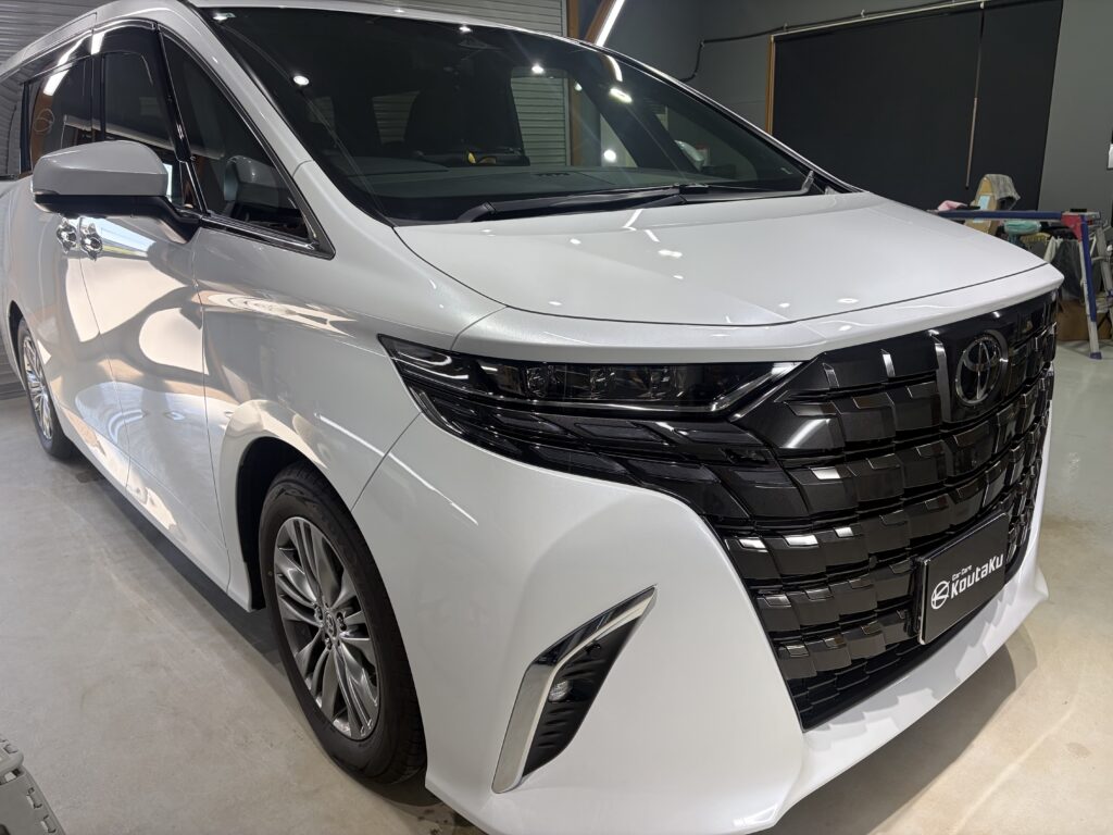 トヨタ・アルファード・鏡面磨き作業+新開発セラミックコーティング施工事例 富山県富山市F様