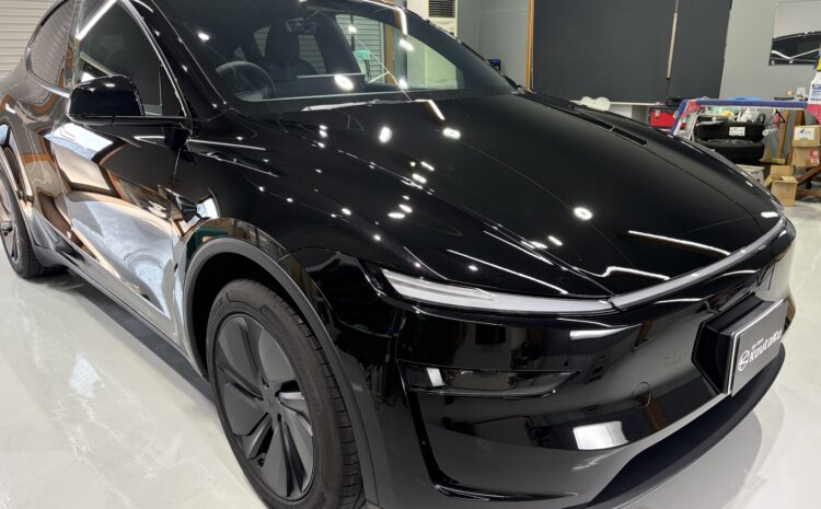 テスラモデルＹ・鏡面磨き作業+新開発セラミックコーティング施工事例　富山市Ｎ様