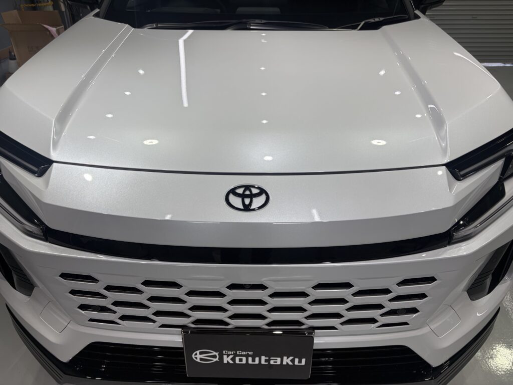 RAV4・鏡面磨き作業+セラミックコーティング・遮熱断熱カーフィルム施工事例 富山市M様