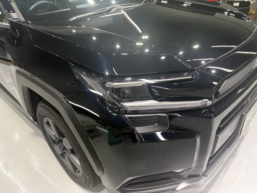 新型RAV4・鏡面磨き作業+新開発セラミックコーティング施工事例 富山市I様
