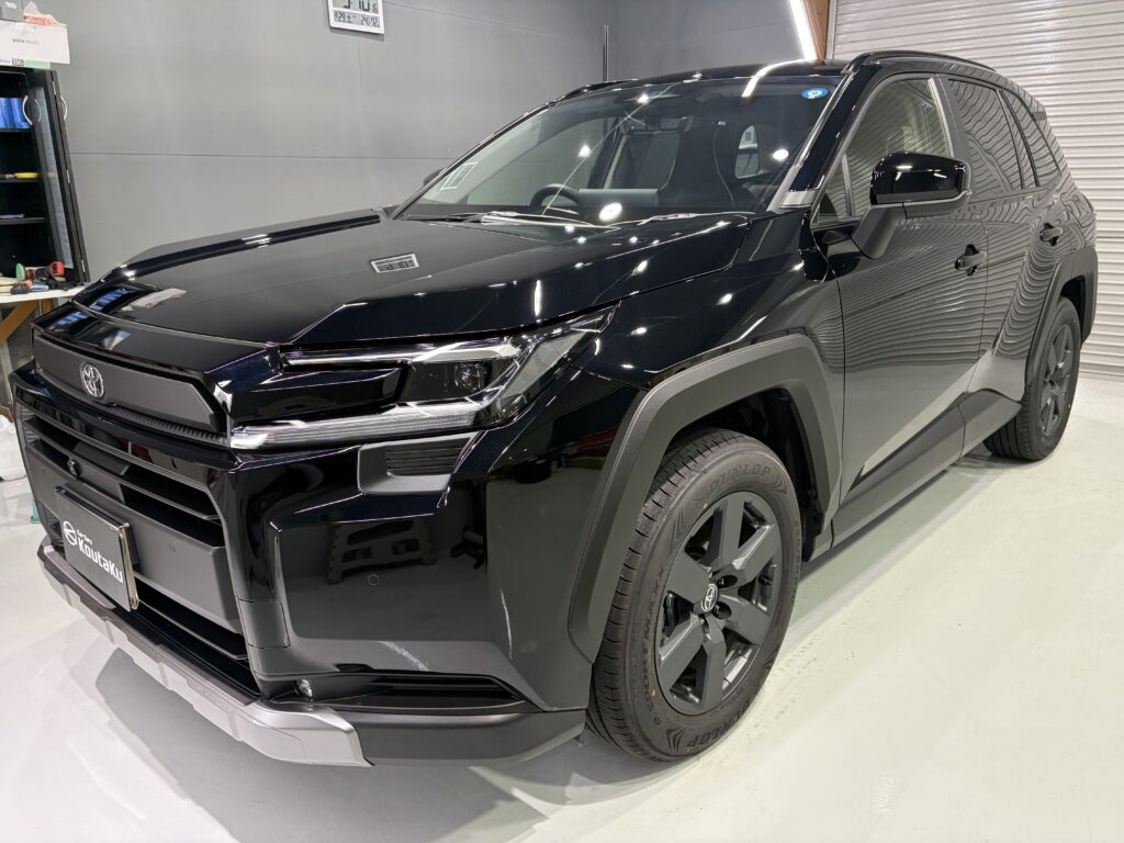 新型ＲＡＶ４・鏡面磨き作業+新開発セラミックコーティング施工事例　富山市Ｉ様