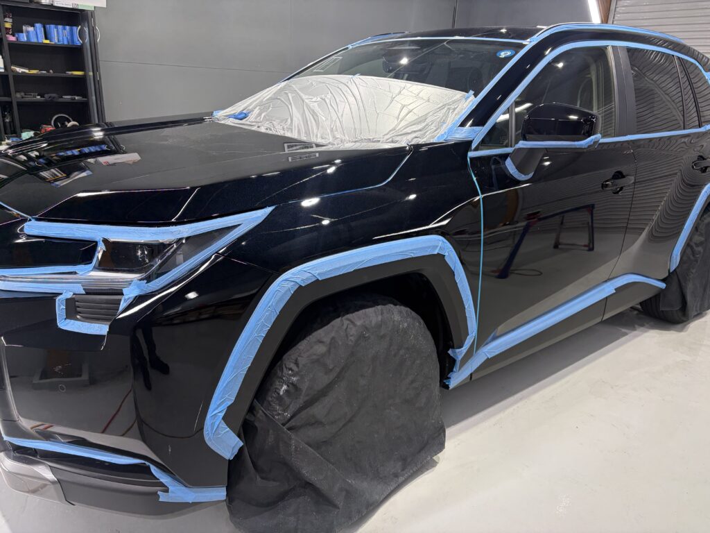 新型RAV4・鏡面磨き作業+新開発セラミックコーティング施工事例 富山市I様