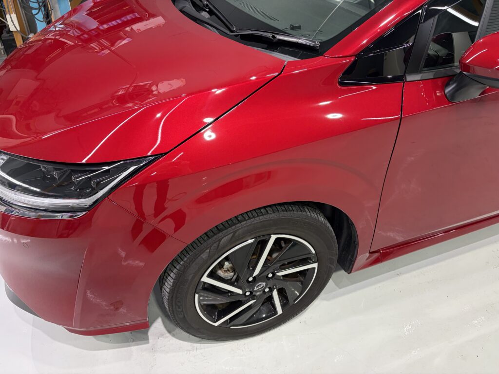 日産ノート・鏡面磨き作業+新開発セラミックコーティング施工事例 富山市I様